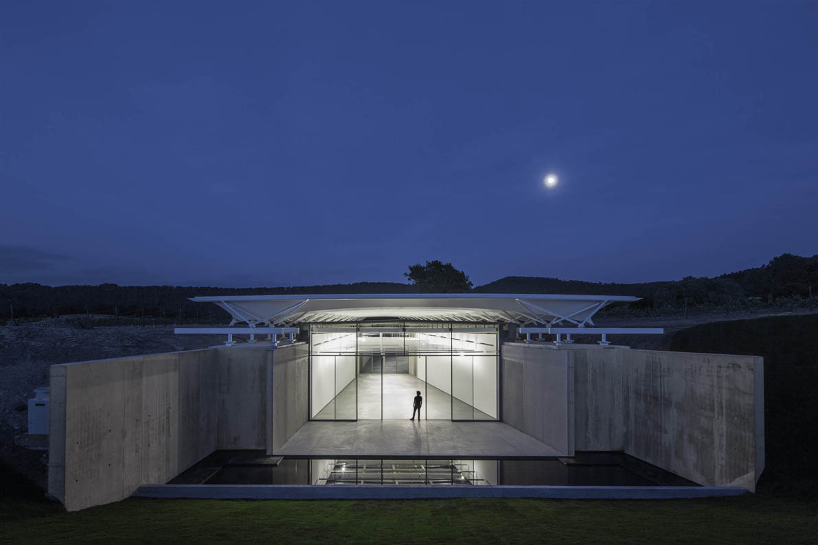 Renzo Piano Building Workshop Featured Project