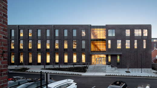 University of Washington Tacoma, Milgard Hall