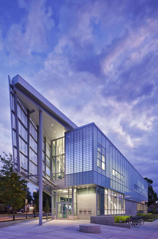 Watha T. Daniel/Shaw Neighborhood Library